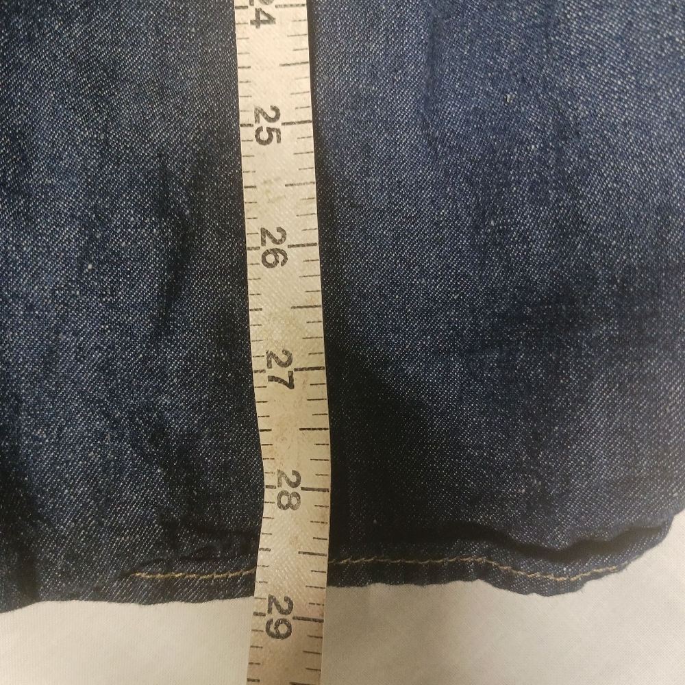 LEVI'S Dark wash denim shirt long sleeve womens large Relaxed fit - Picture 6 of 8